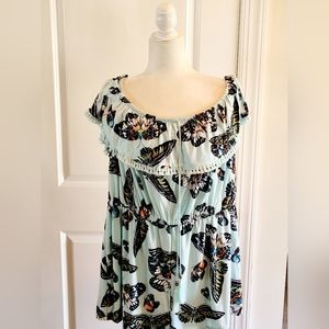 🌺Jolie & Joy Romper With Butterflies
